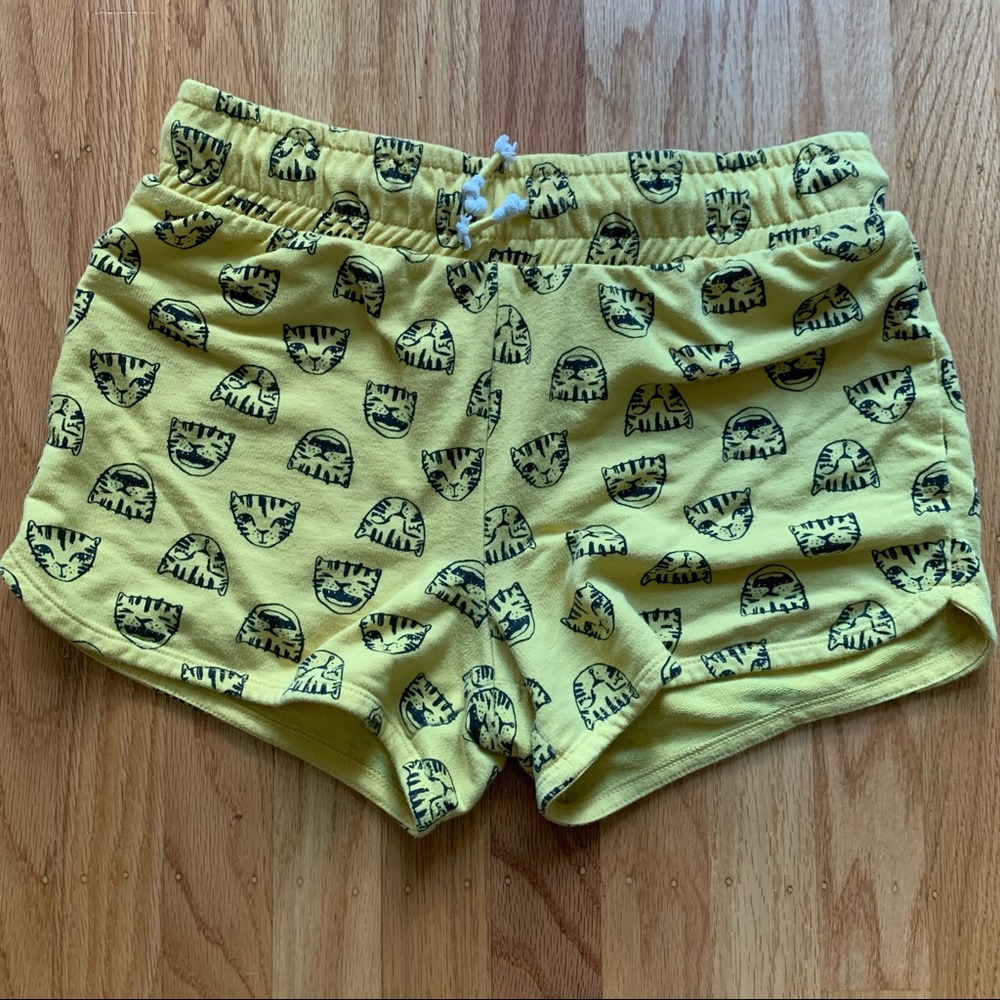 Cat & Jack Yellow Printed XS Women Shorts - Picture 2 of 8